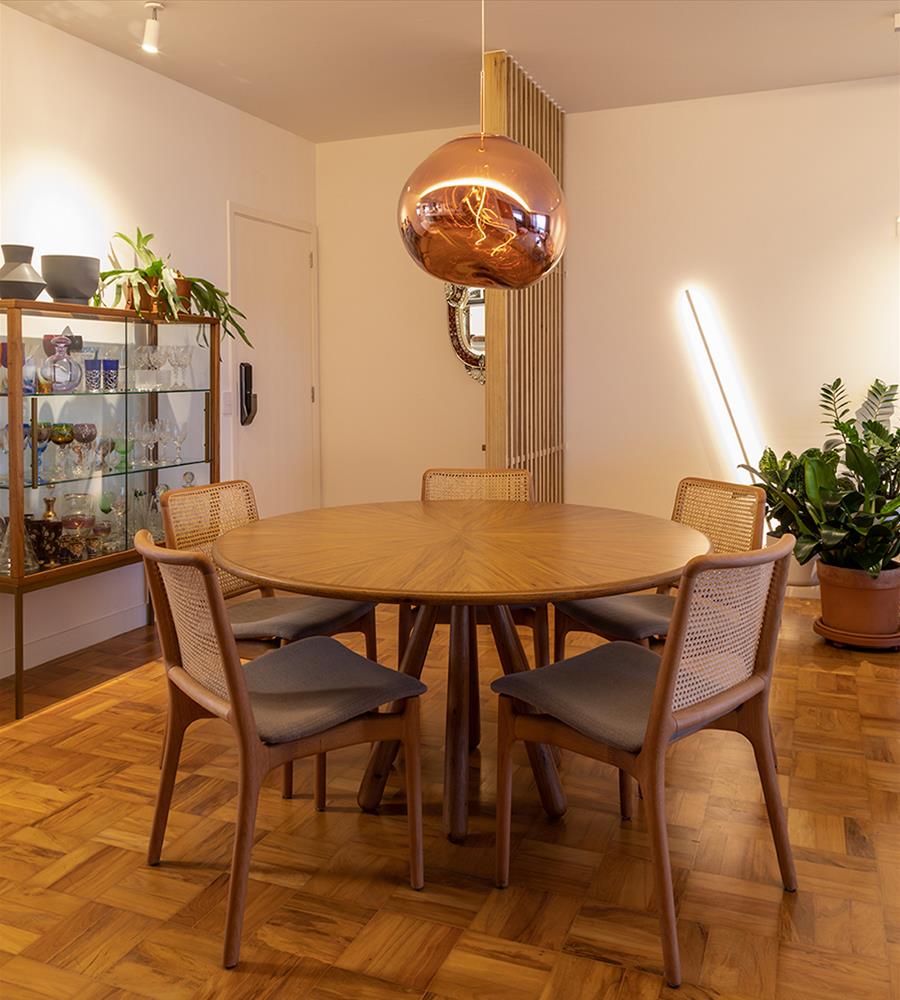 巴西 Apartamento Consolação | 木质美感与设计巧思的完美结合-4