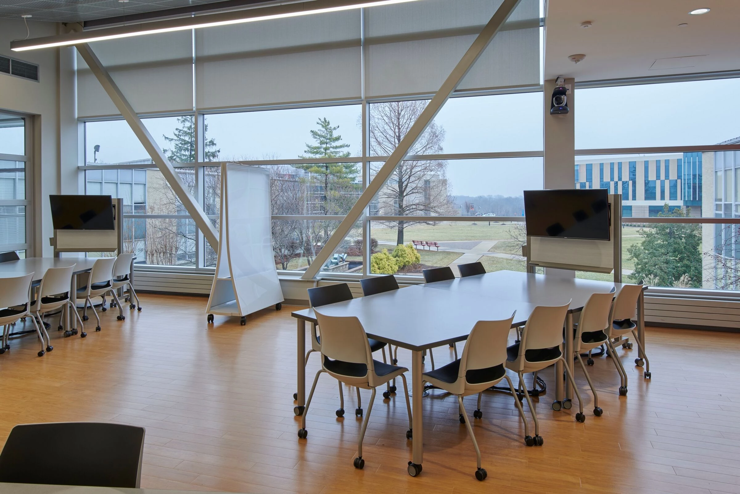 Anheuser-Busch Academic Center-12