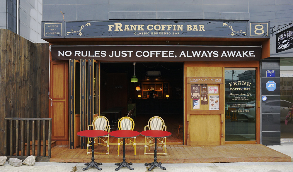 氛围独特的咖啡厅 | 弗兰克辛巴-2