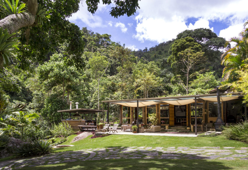 Dreamy Brazilian House in Correas created by Rodrigo Simão Arquitetura as a beautiful escape home DreamyBrazilianHouseinCorreas由RodrigoSim-oArquitetura创建，作为一个美丽的逃逸家。-40