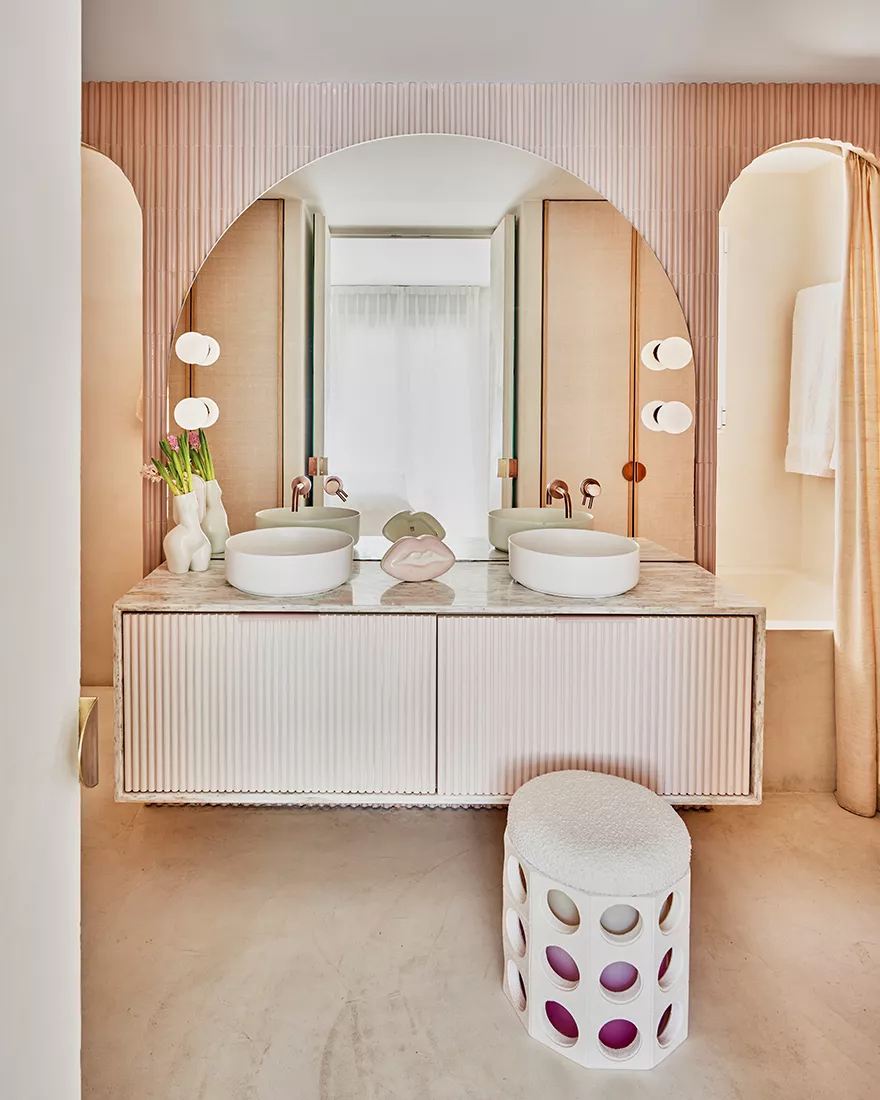 海浪之家 · Patricia Bustos 的多彩室内设计-22