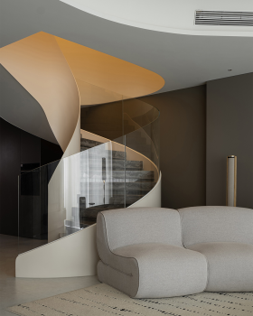 简约设计 干净 · 纯粹