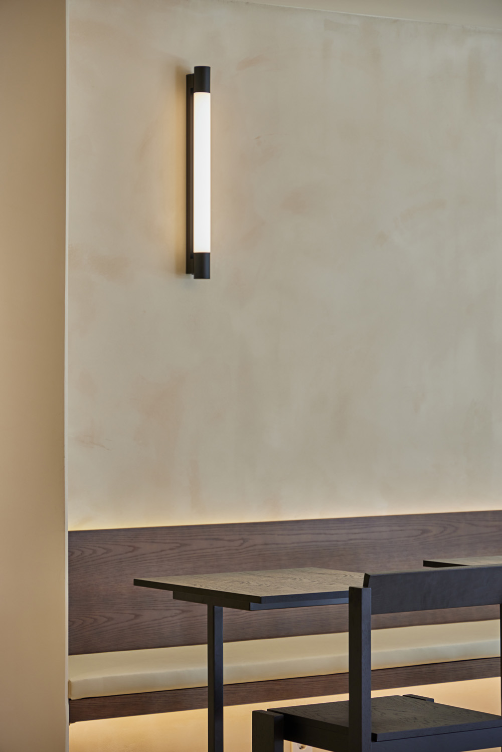 白色与木质，打造 27 平米高级公寓-19