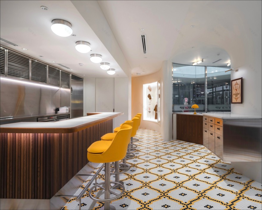 由万德沃(Wonderwall)打造的人类制造(HUMAN MADE)店铺丨泰国曼谷-11