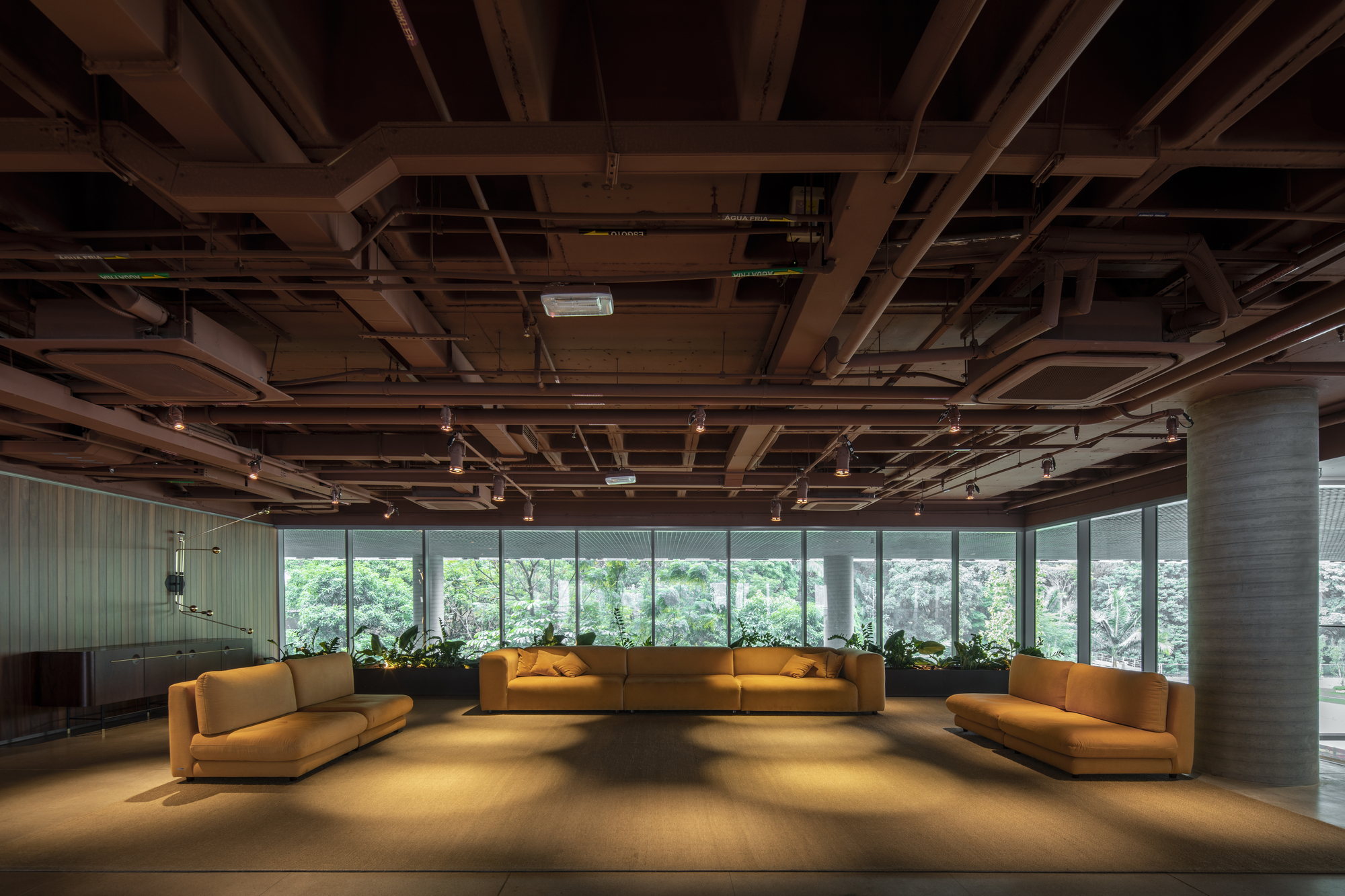 巴西 Natura 总部室内设计-15