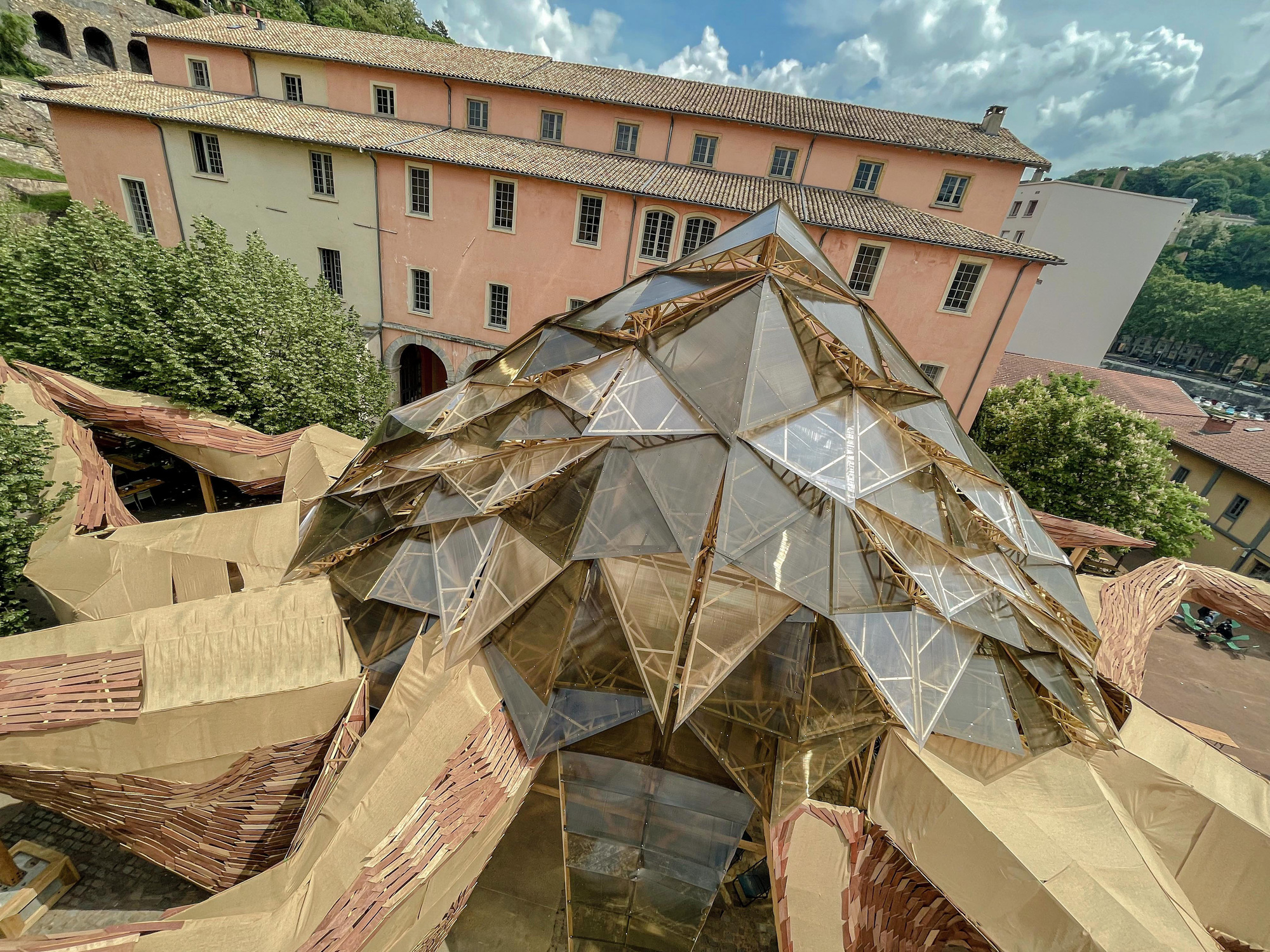 克拉肯装置,紫外线实验室丨法国里昂-51