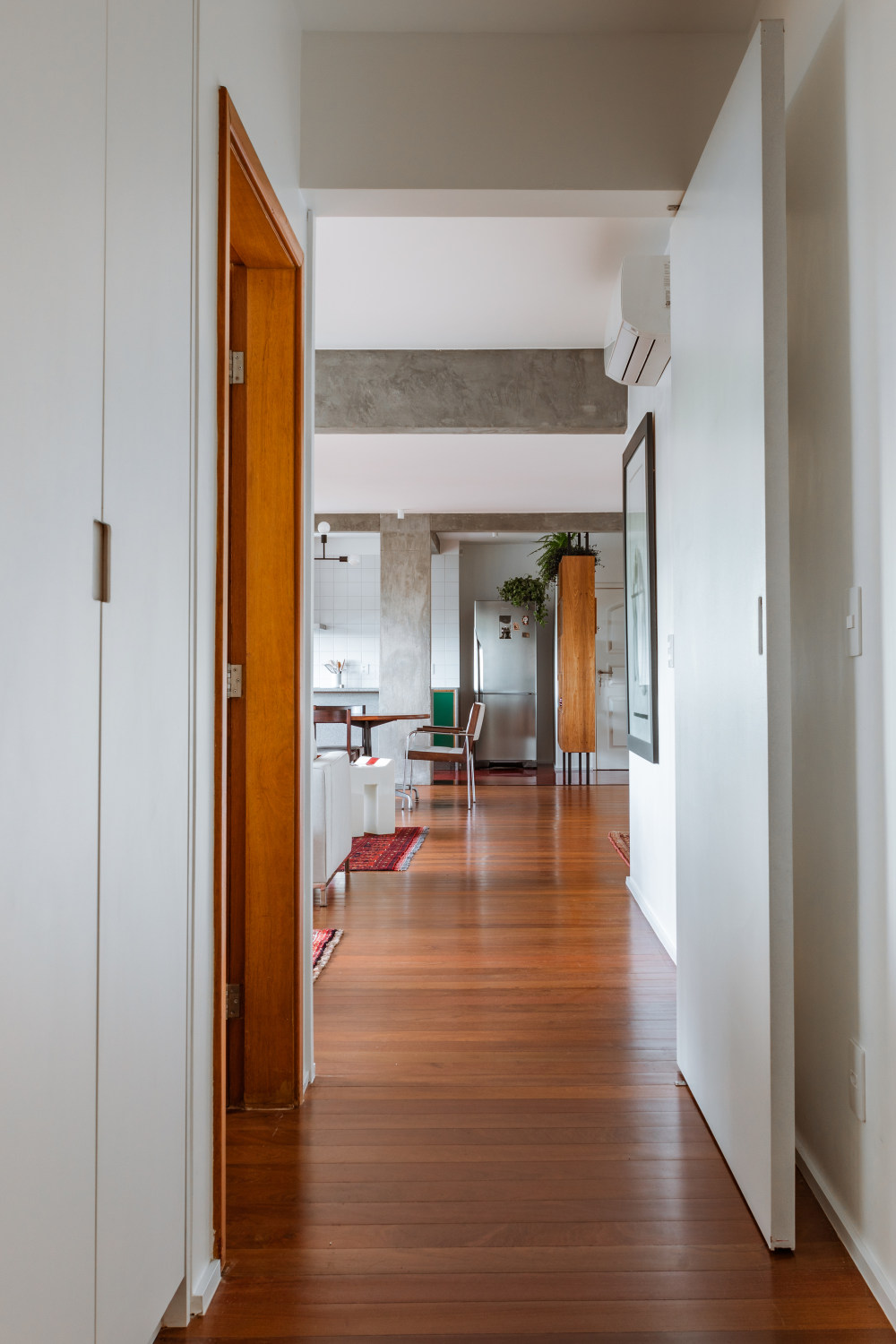 巴西维拉公寓设计 | 拆除墙壁打造开阔视野-34