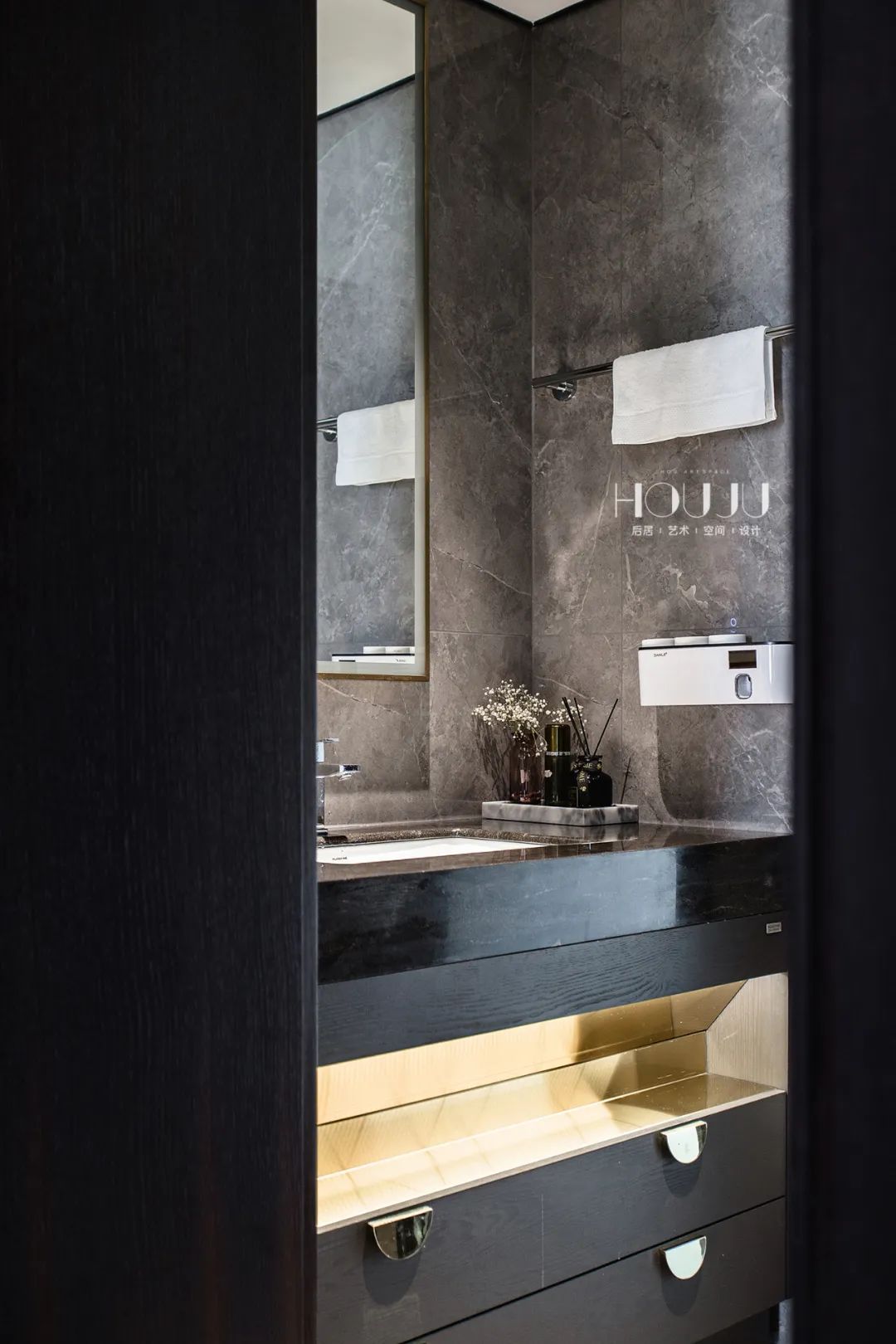 清江阳光城 · 现代意式极简主义的优雅呈现丨罗志华-52