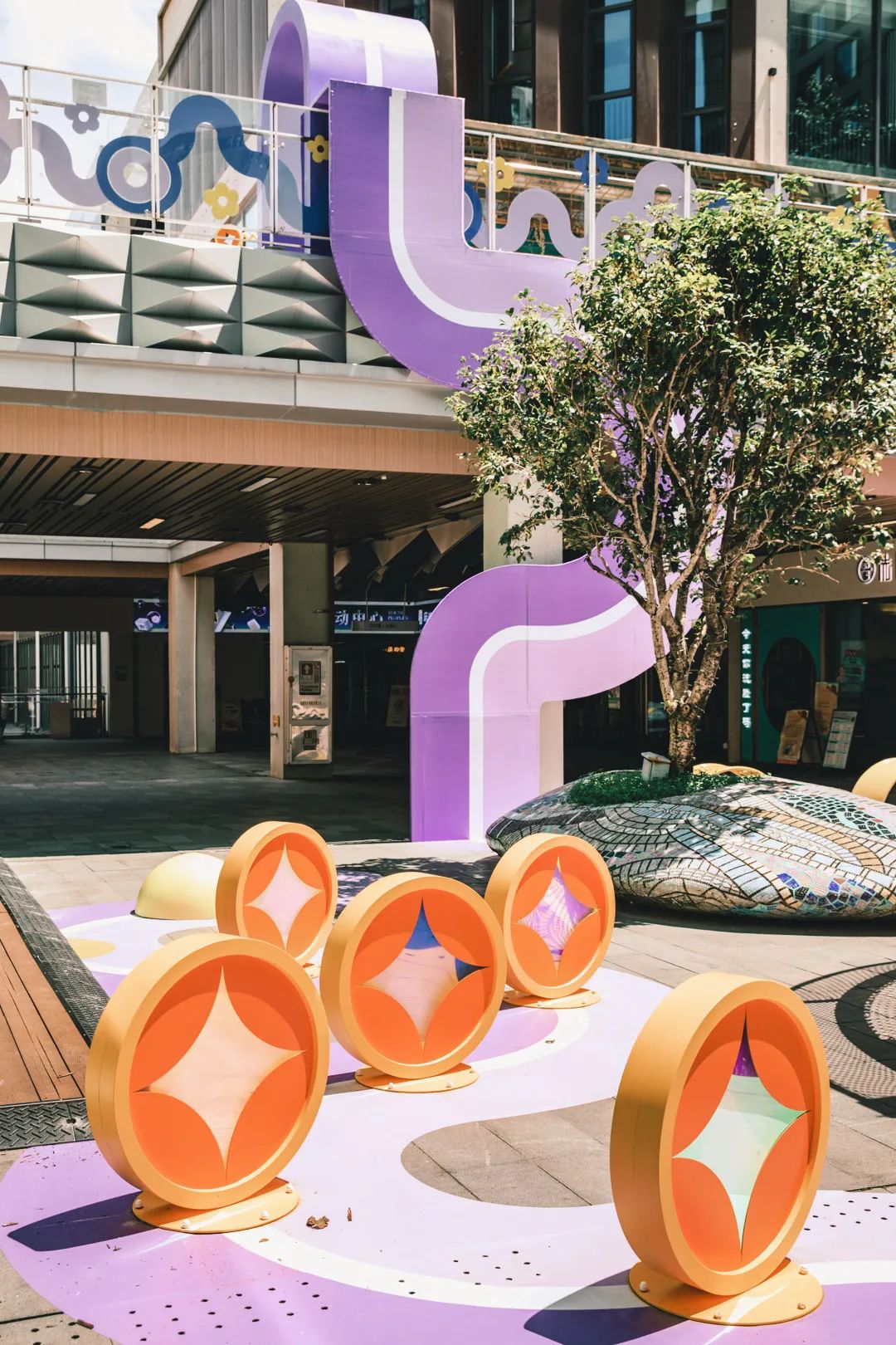 摸摸锦鲤.顽点不一样|云城万科里下沉广场改造-107