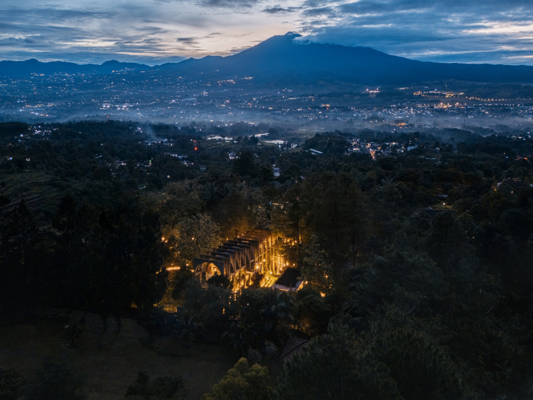 圣殿隧道花园丨印度丨RAD+AR-65