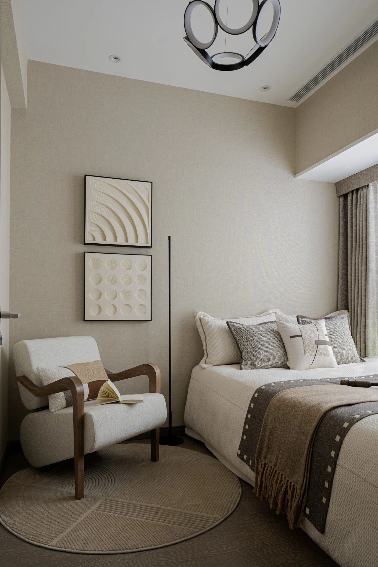 华发·万科·旭辉都会四季 65,99 户型样板间丨中国珠海丨深圳创库设计顾问有限公司-33