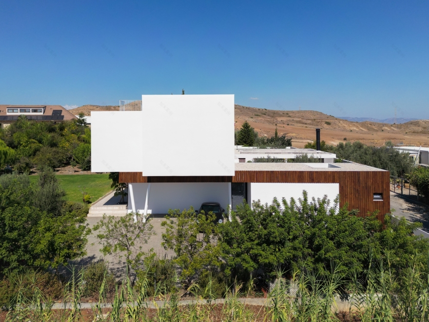 带庭院的房子丨塞浦路斯尼科西亚丨Christos Pavlou Architecture-32