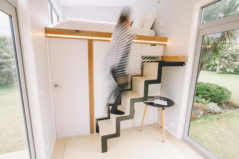 A Tiny House On Wheels With Retractable Stairs And Other Cool Features-4