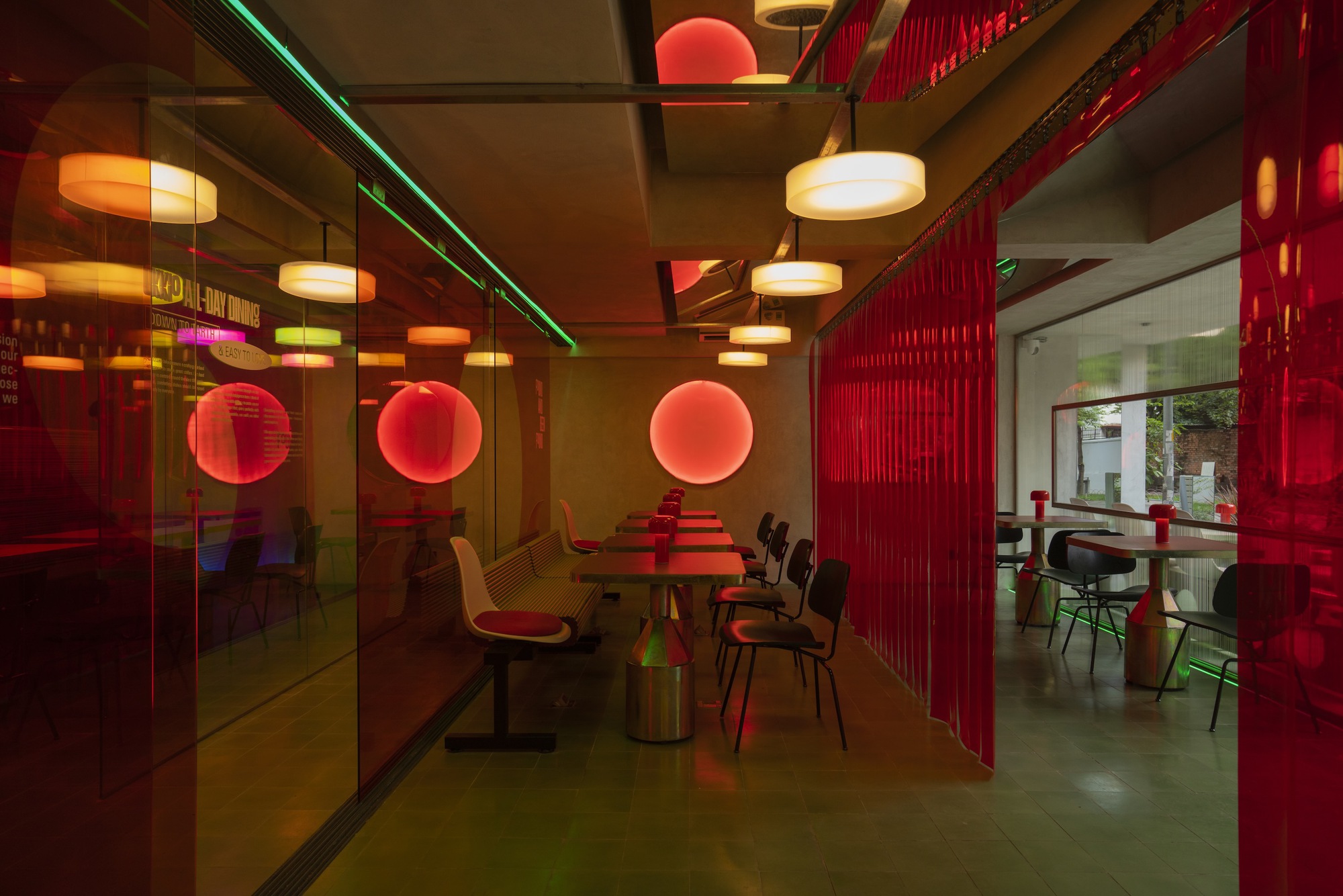 Okkio Nguyễn Siêu Café  / Red5studio-52