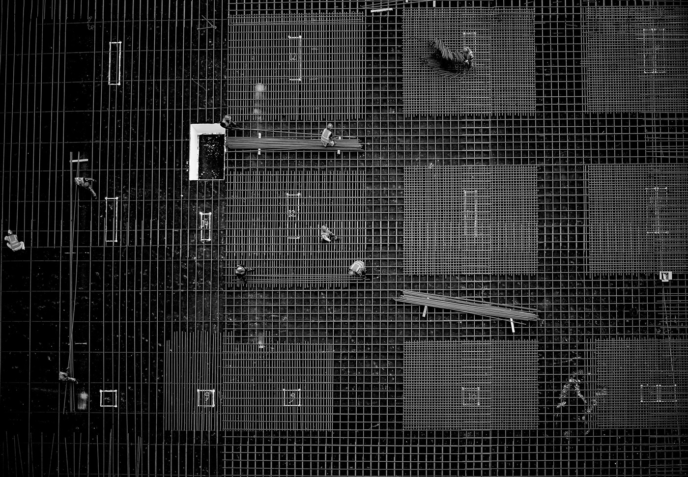 迪欧尔卡斯建筑公司的动态形象设计-17