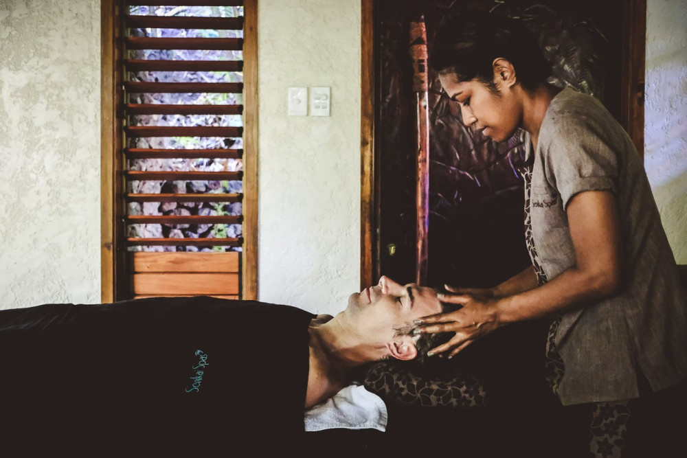 斐济五星级豪华度假酒店,现代斐济风格的海滨别墅-100