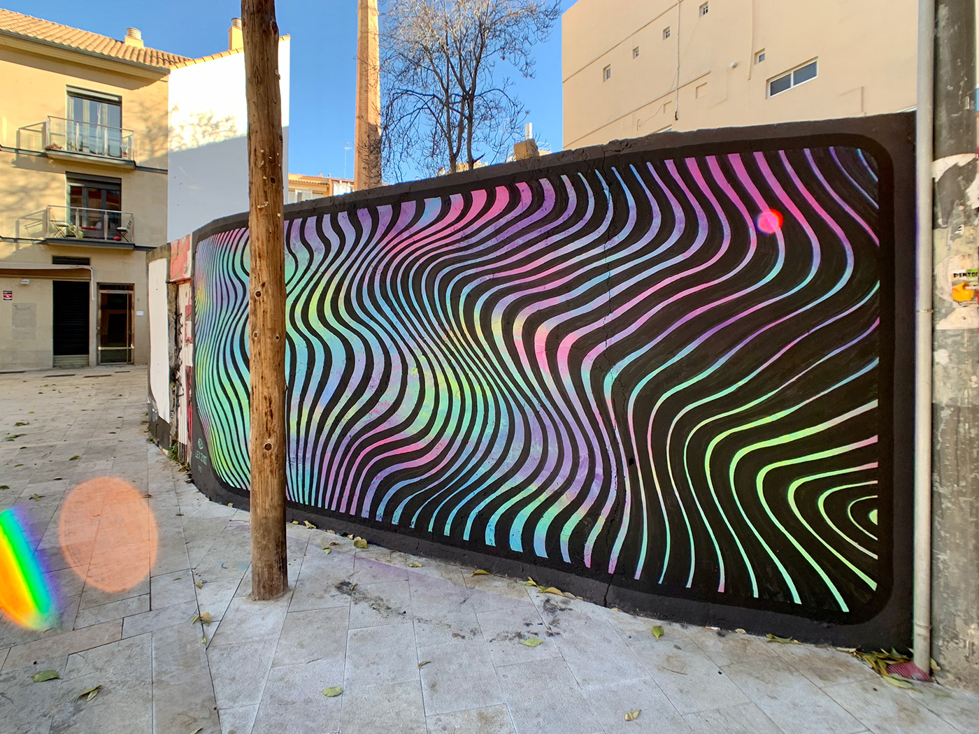 梦幻瓦伦西亚 · Blck Vbrtn 壁画装点圣塞巴斯蒂安广场-0