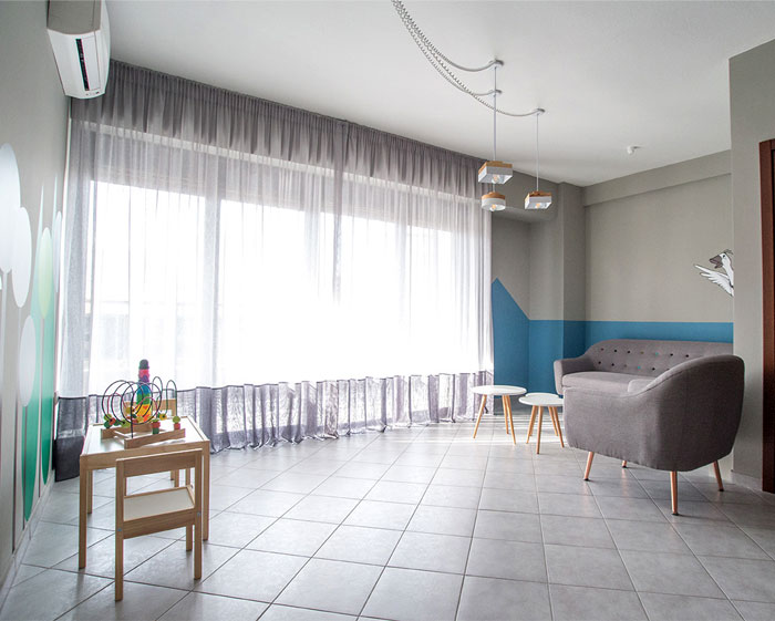 北欧风医生办公室  Square Design Interiors-4