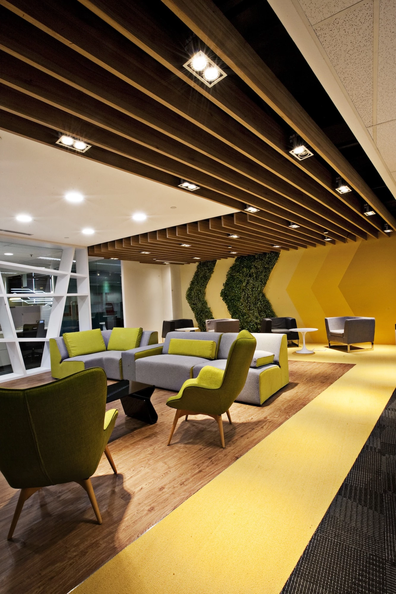 新加坡 SINGTEL 1688 中心·穿越时空的通讯历史室内设计-18