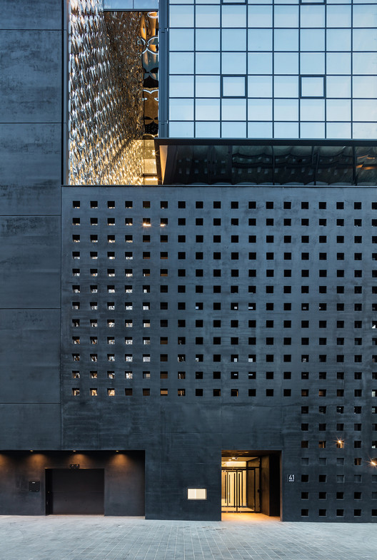 首尔"H"型办公楼-38