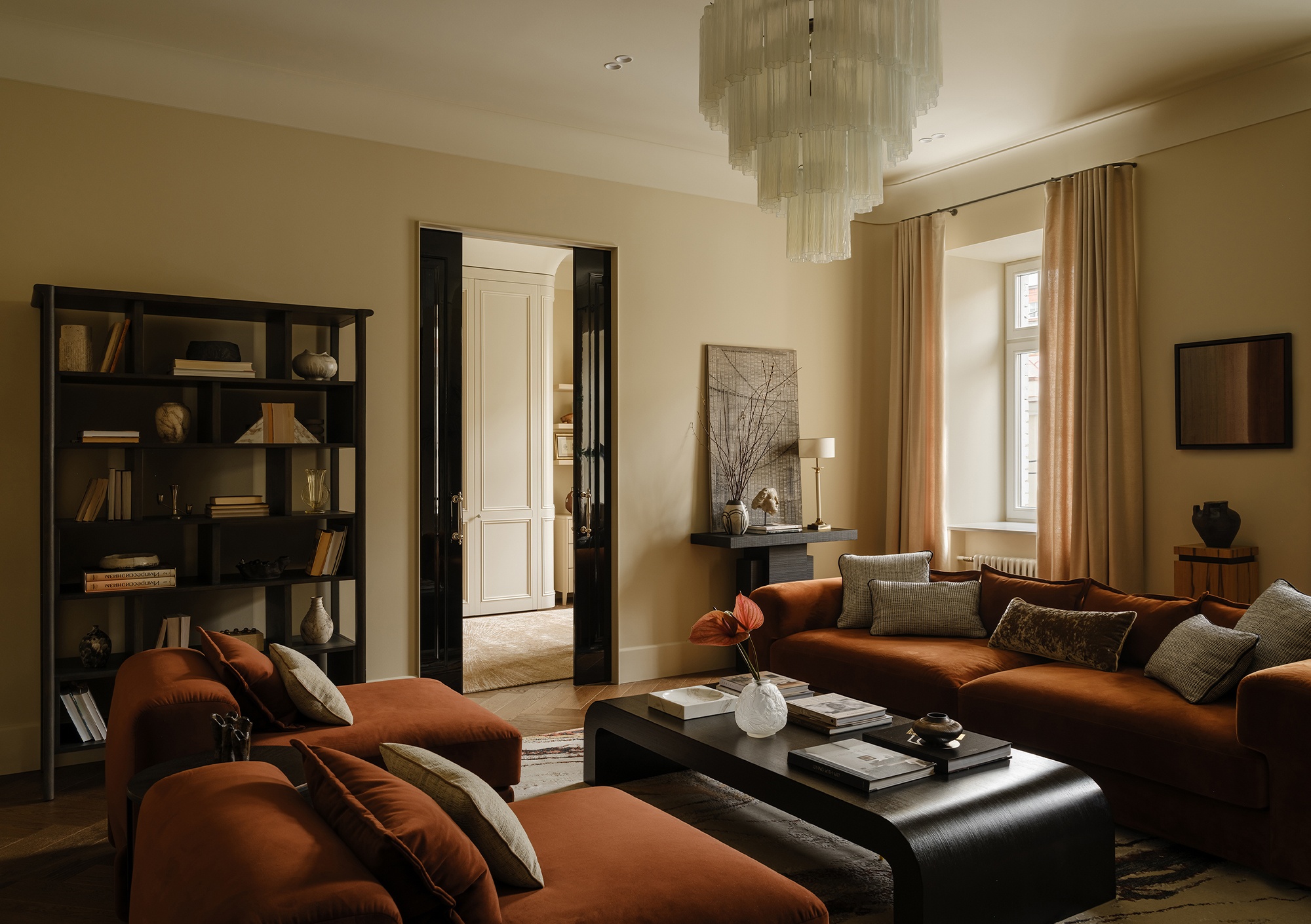 Elegant Apartment in Warm Tones : 当代设计表达丨Vera Lemeshko-6