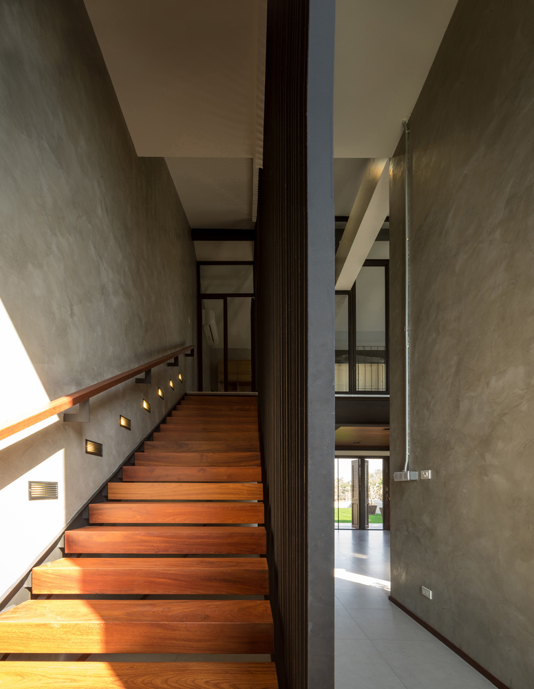 泰国乡村绿色隐居—— Baan Klang Suan ForX Design Studio-43