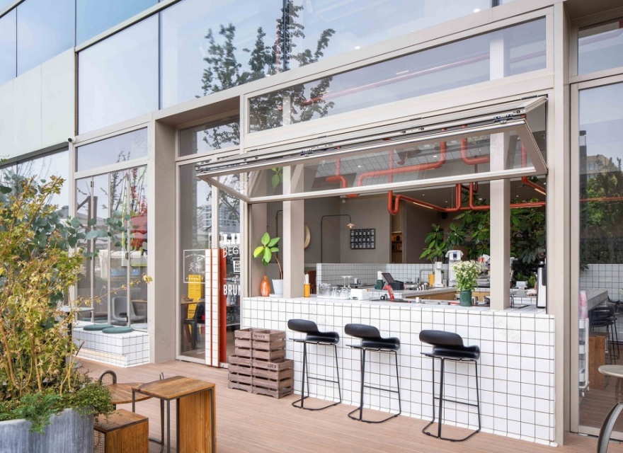 梦幻漫游,上海虹桥万象城走神 2.0 早午餐餐厅设计-5