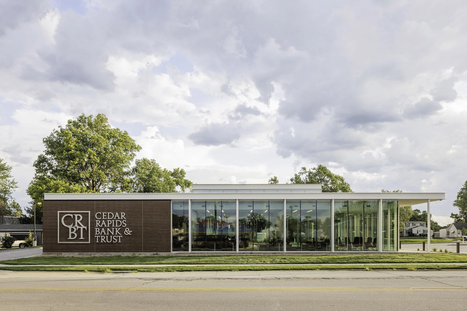 Cedar Rapids Bank and Trust - Marion Branch-9