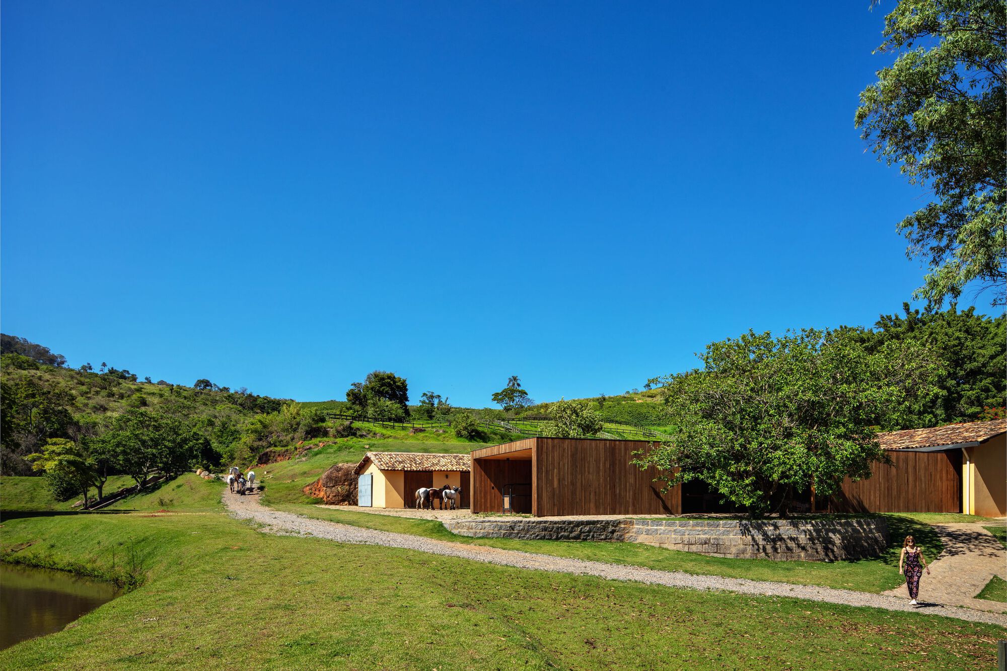 维斯塔阿莱格雷展馆丨巴西丨Terra Capobianco-38