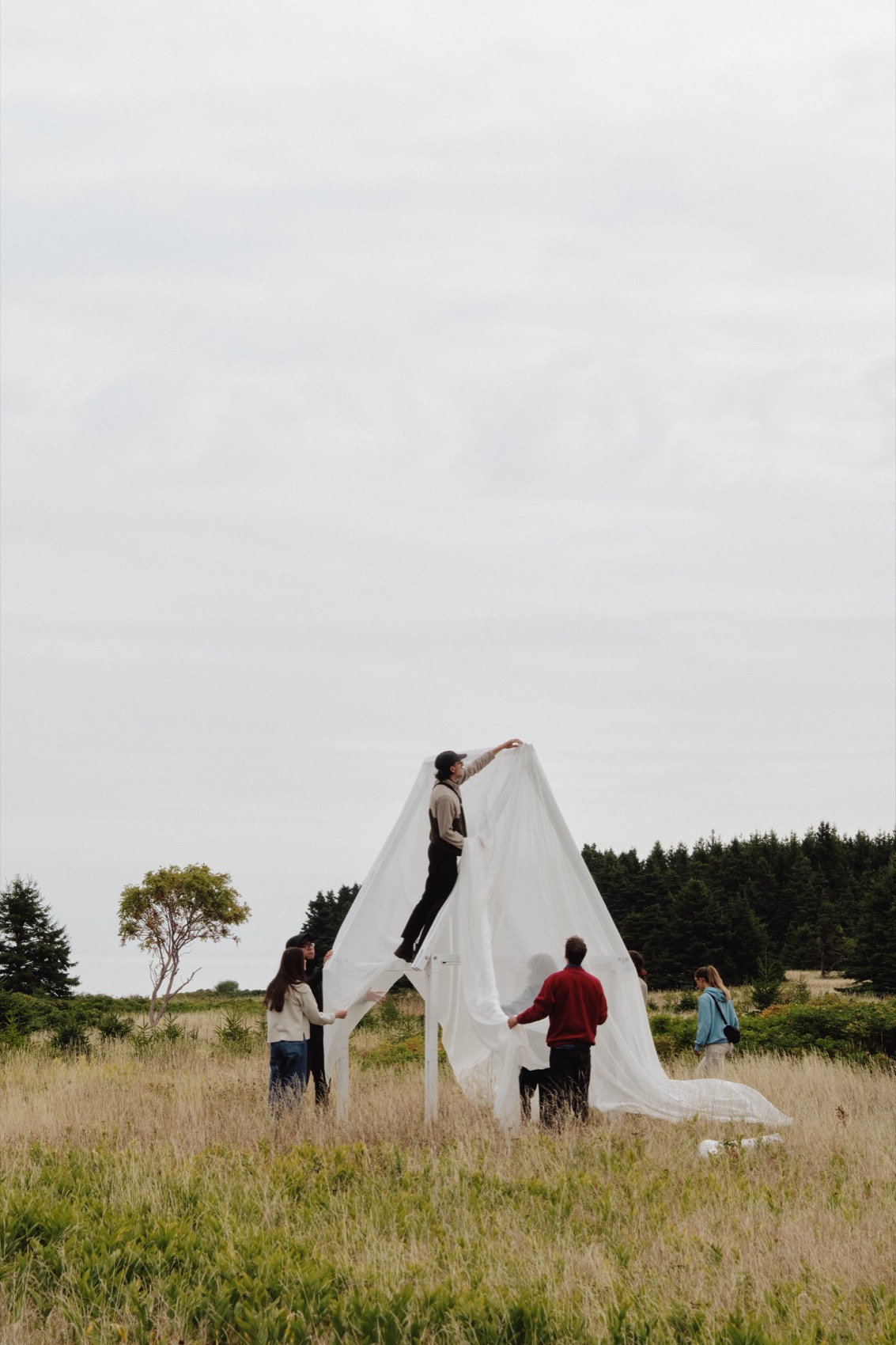 与绿岛居民共创的“烟熏屋”临时装置丨加拿大丨Atelier Pierre Thibault-71