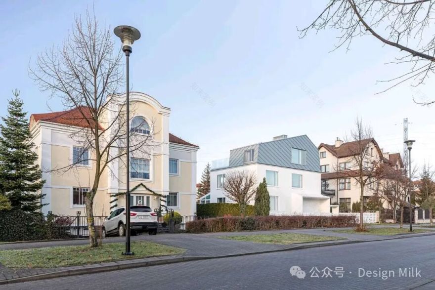 带帽子的房子-2