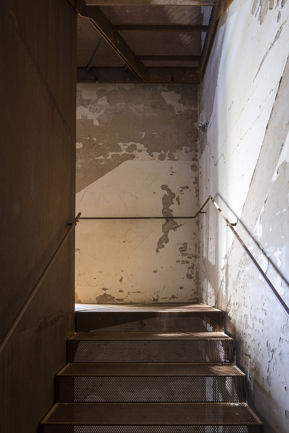 悬崖灯塔,丹麦 / JAJA Architects and BESSARDs’ STUDIO-53