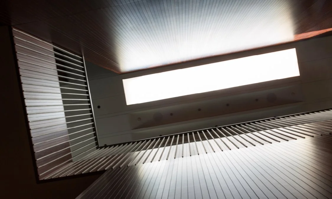 钢铁屋；钢铁房子；钢铁建筑（根据具体语境可能有不同的准确表述，这里钢铁屋是较为通用的翻译） 丨VJAA-12