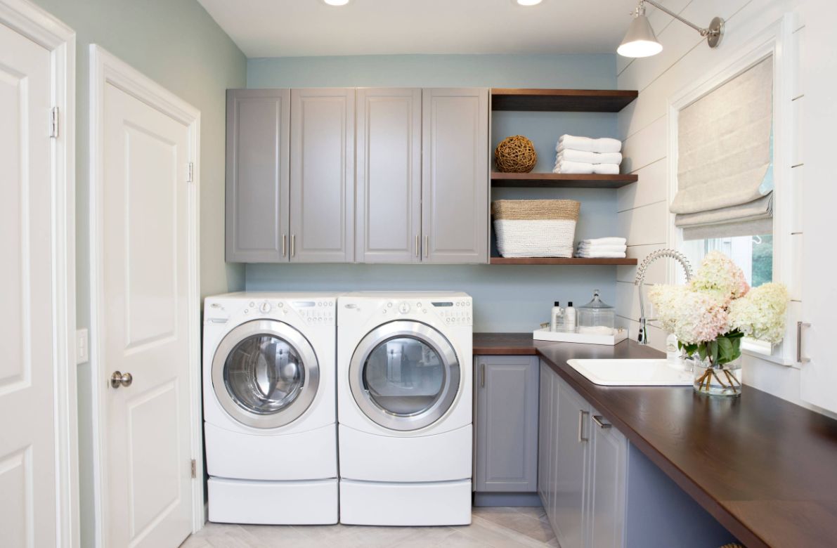 Stylish Ways To Take Full Advantage Of Your Laundry Shelves-11