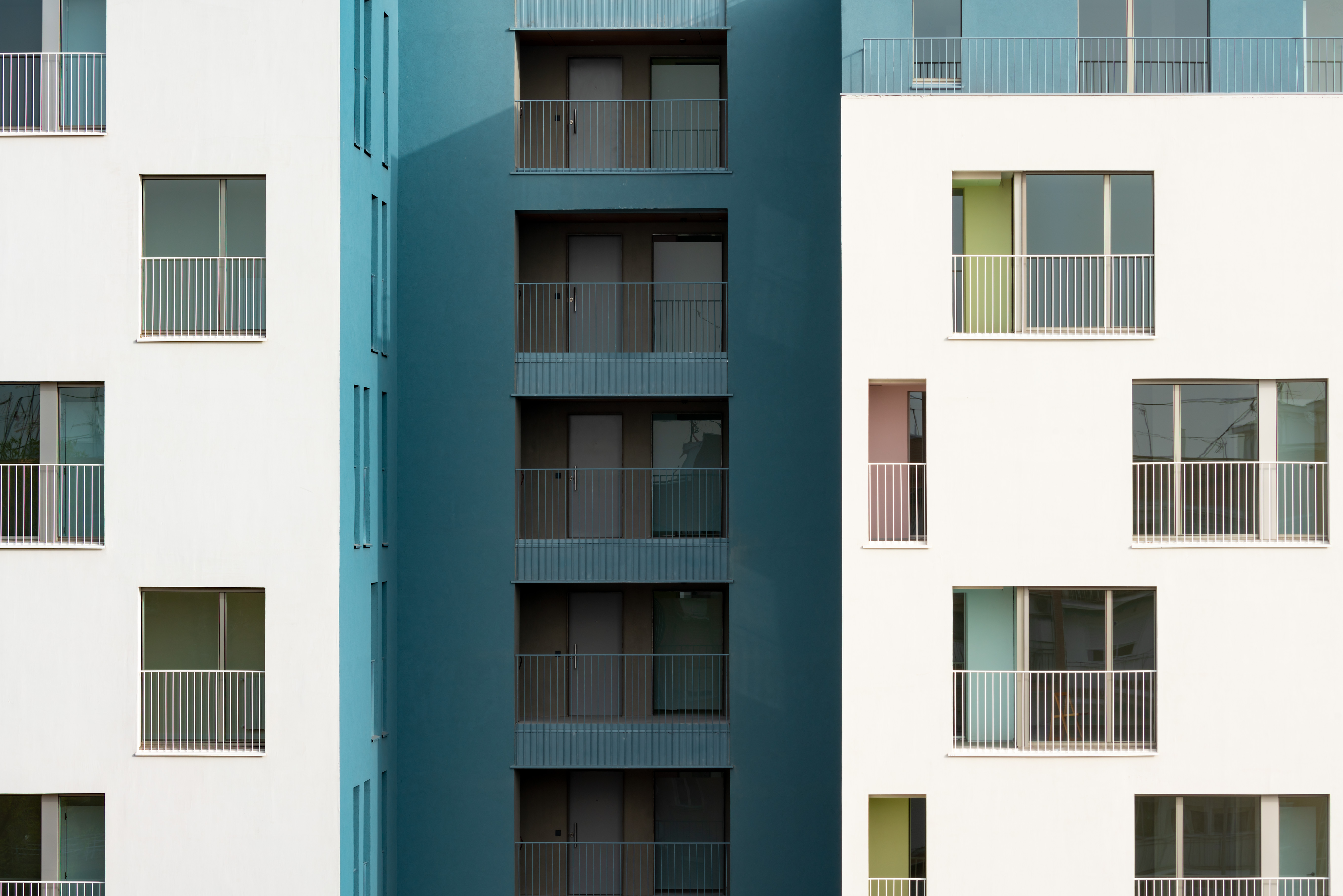 扭转错动：西班牙马德里LaScalA社会住宅 / MARMOLBRAVO＋MADhel-15