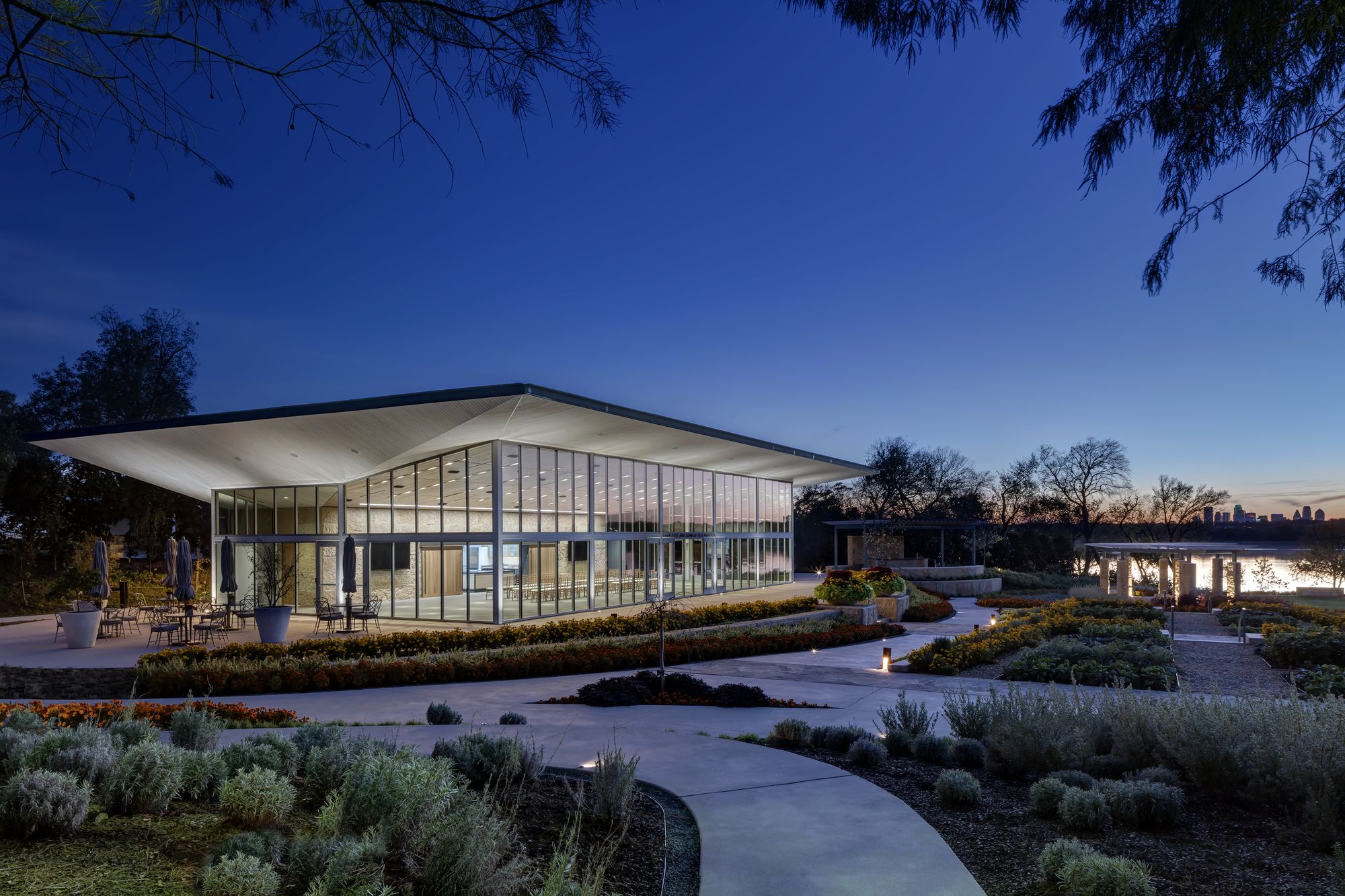 UNIVERSITY OF MELBOURNE STUDENT PAVILION | KONINGEIZENBERG ARCHITECTURE - ARCH2O-19