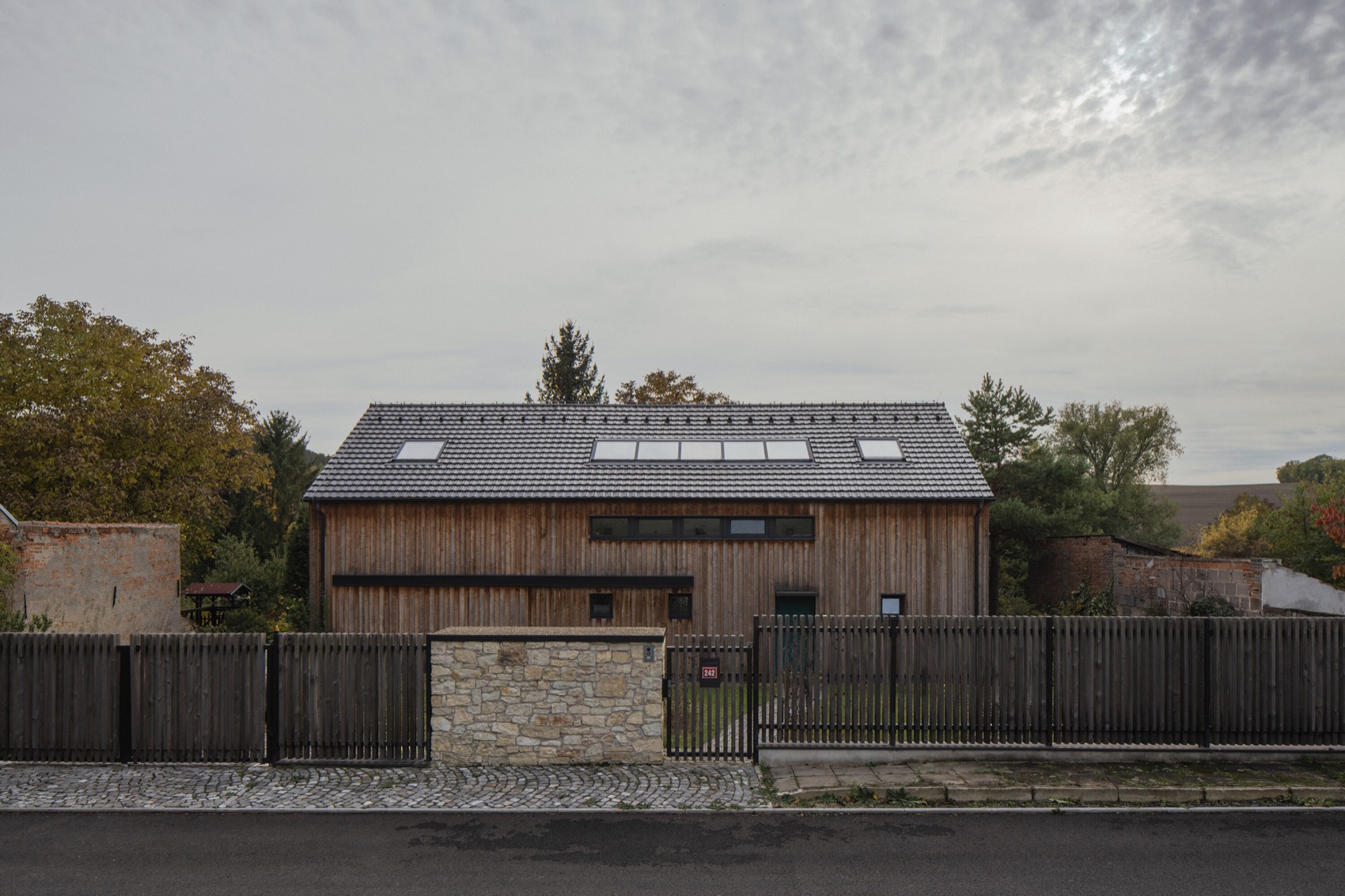 花园中的家庭住宅丨捷克丨Mimosa Architects-3