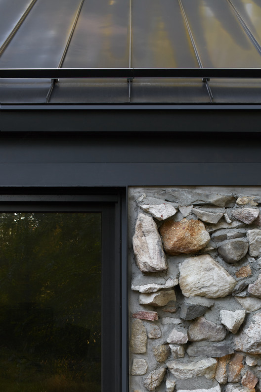 老石屋的现代乡村复兴-20