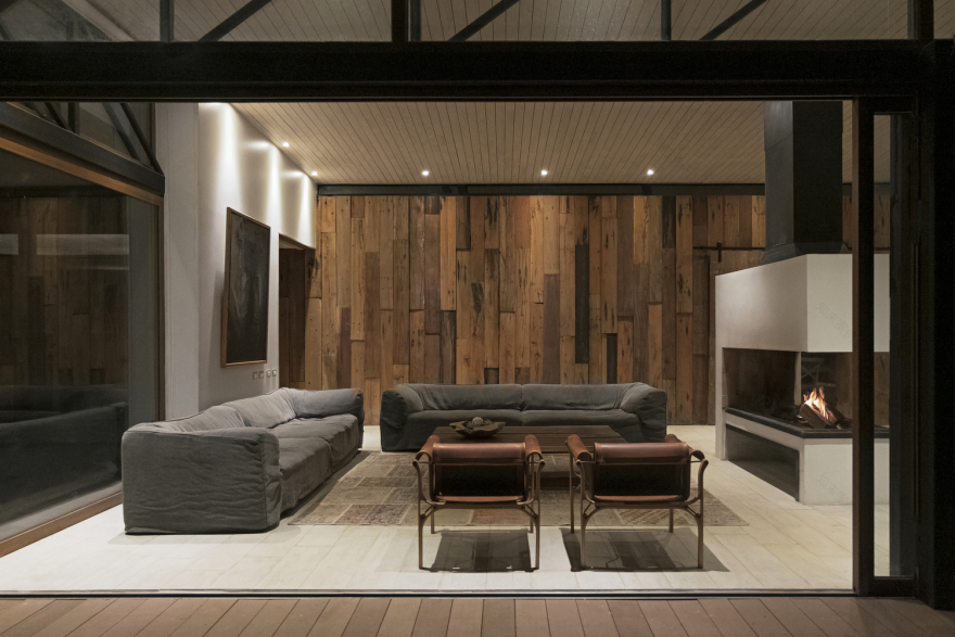 智利 Patagonia 湖畔复杂建筑设计丨Estudio Base Arquitectos-32