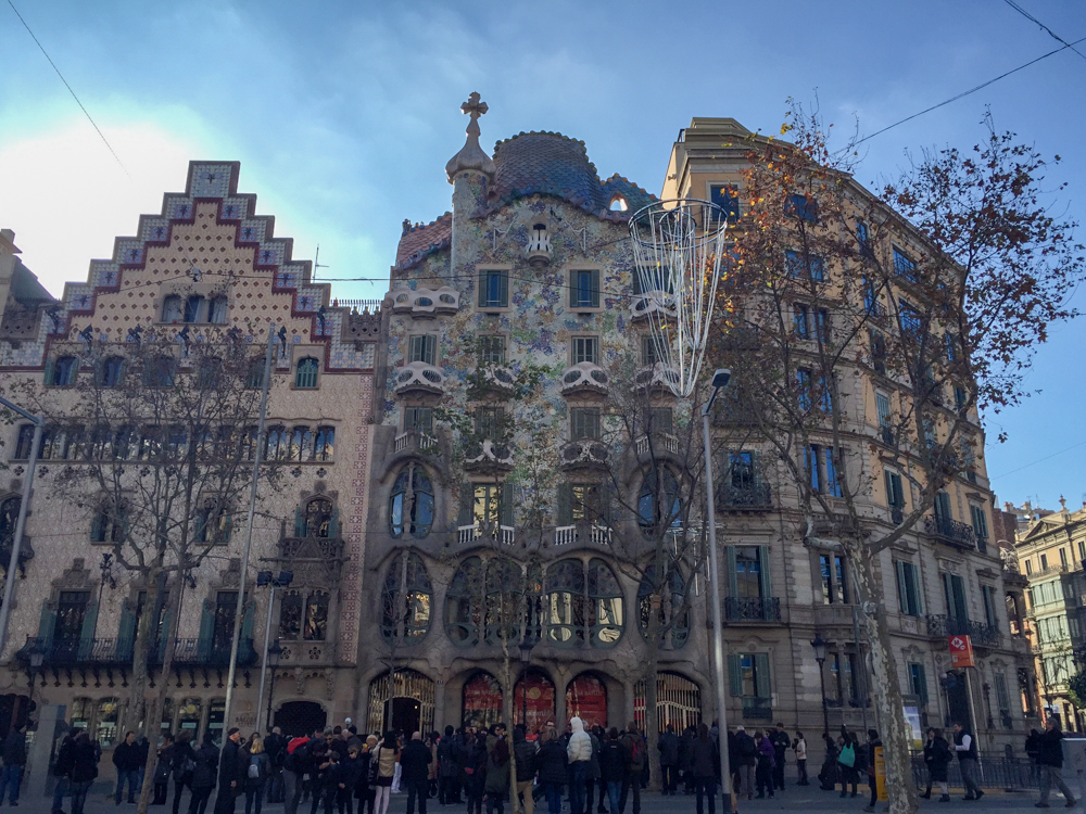 丨原设计埃米利奥・サラ・コルテス,改建设计安东尼・高迪-1