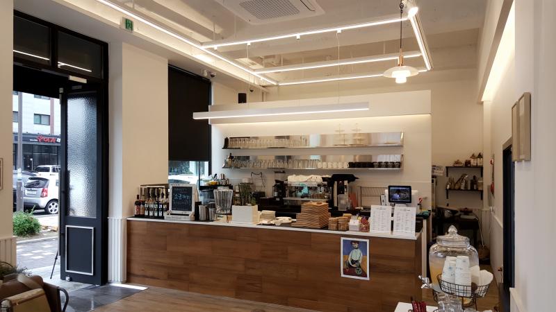 极简 45 平咖啡厅设计 打造温馨宜居空间-5