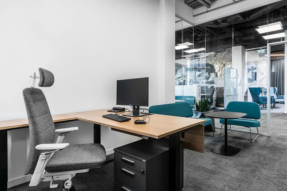 华沙 Volvo 沃尔沃汽车波兰总部丨波兰华沙丨Kinnarps-30