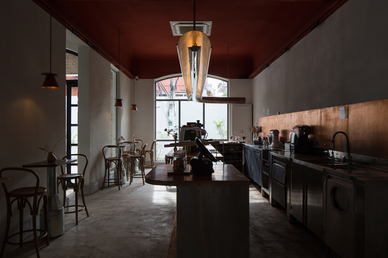 越南 Okkio Duy Tan Caffe 咖啡店设计丨越南胡志明市丨sgnhA-35