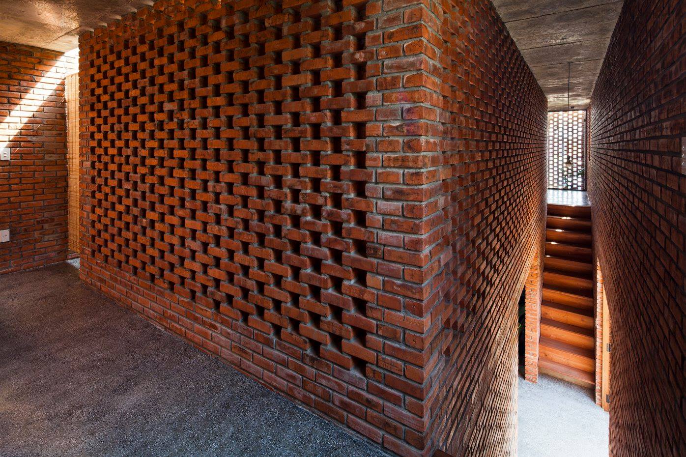 使用砖墙装饰营造温馨感的公寓设计丨Tropical Space的专业设计师-21