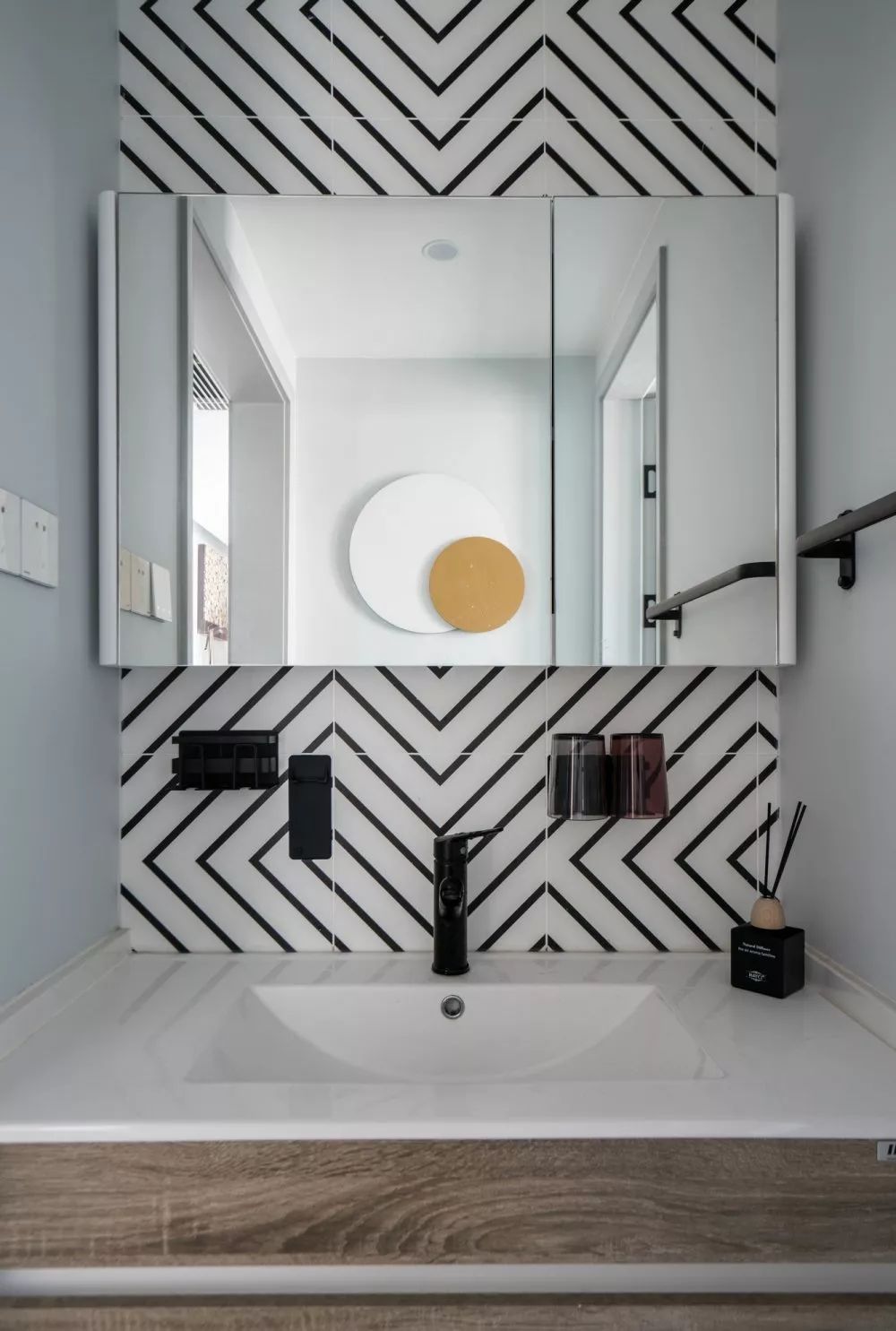 80 平现代简约三房,二胎家庭舒适升级-99