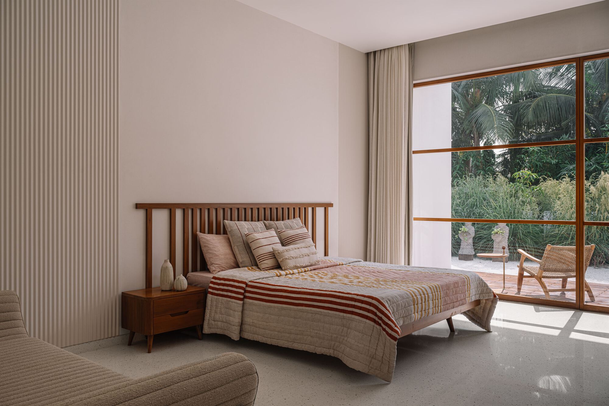 白色的住宅丨印度丨Dipen Gada and Associates-6