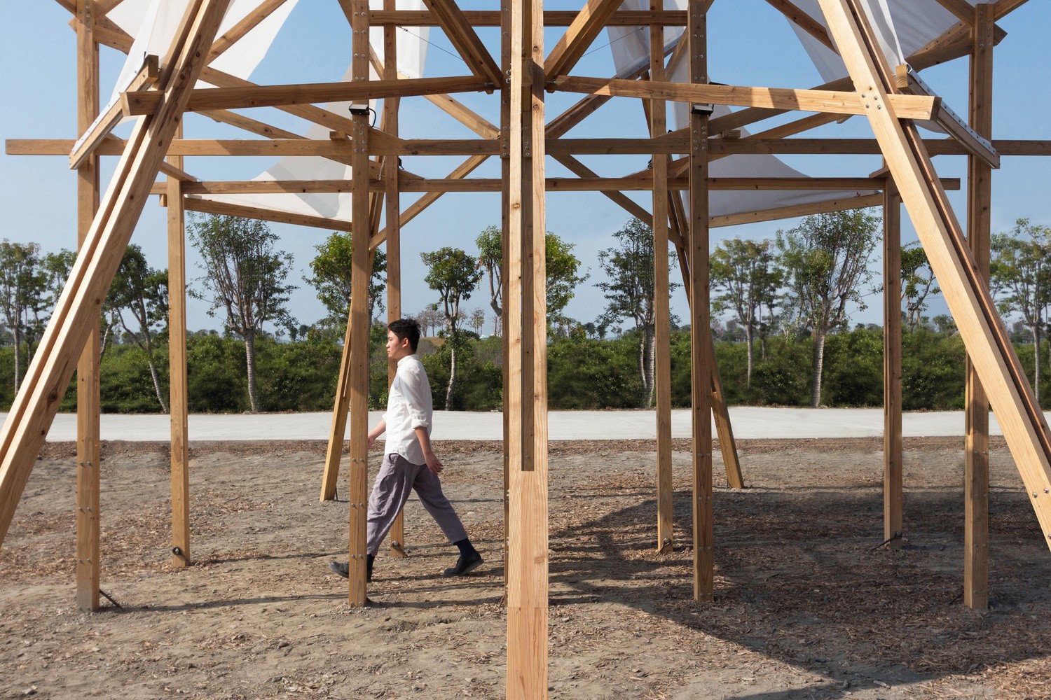 实木船帆构筑农渔城镇繁荣景象-10
