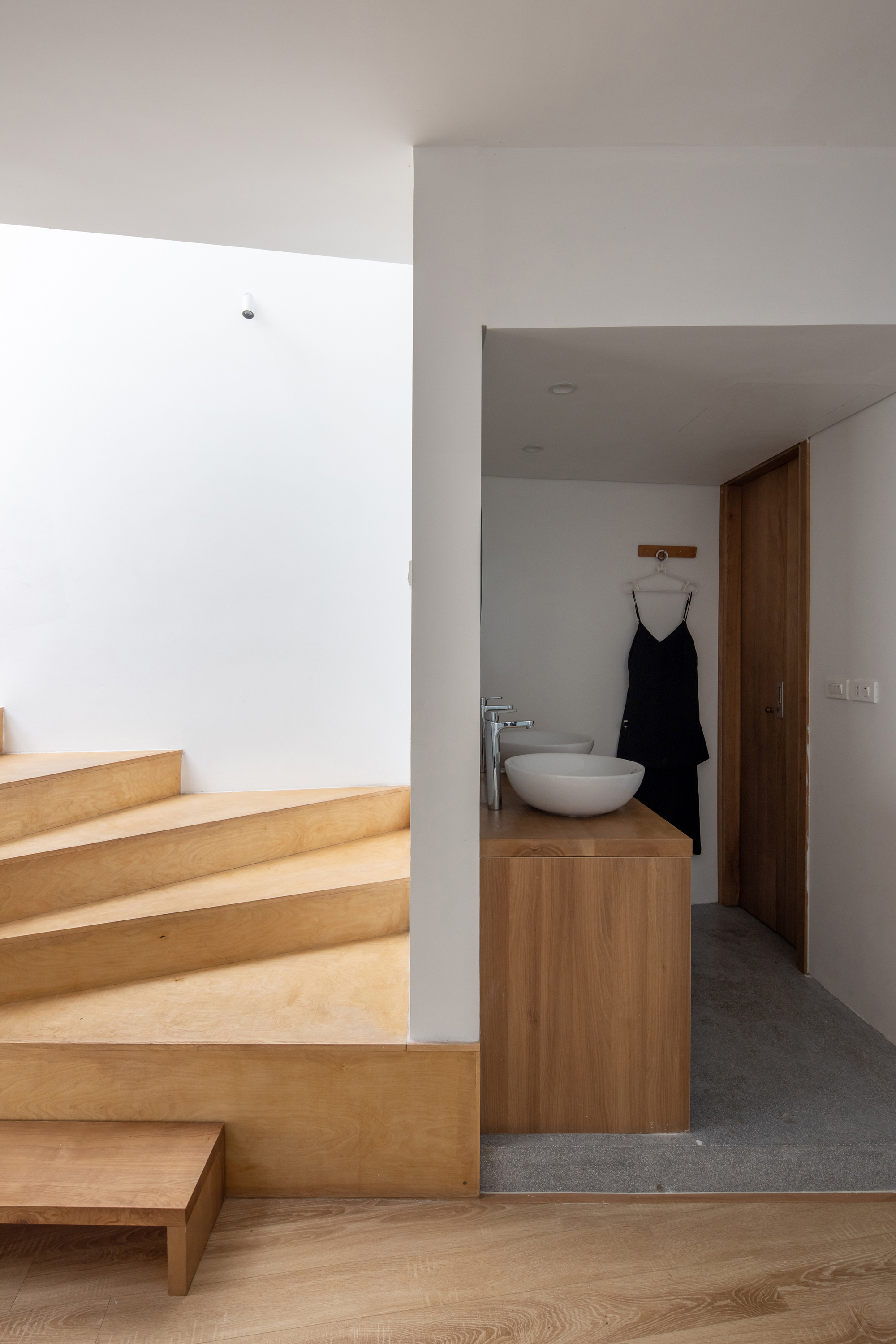 萝莉屋丨越南河内丨t + m design office-30