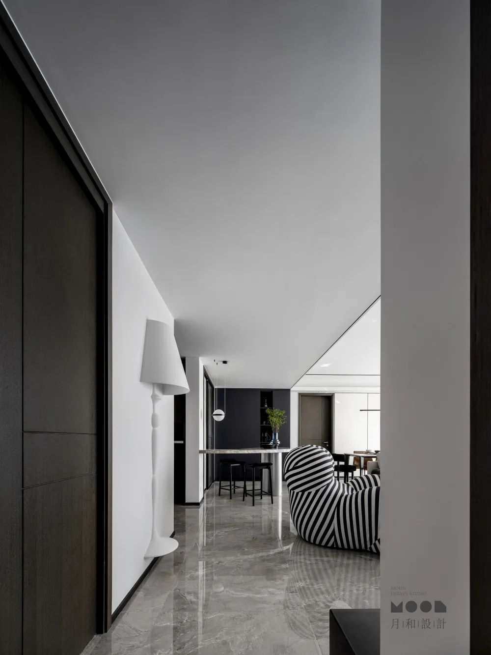 极简潮玩之家 · 95 后游戏编程设计师的自由空间丨月和设计-37