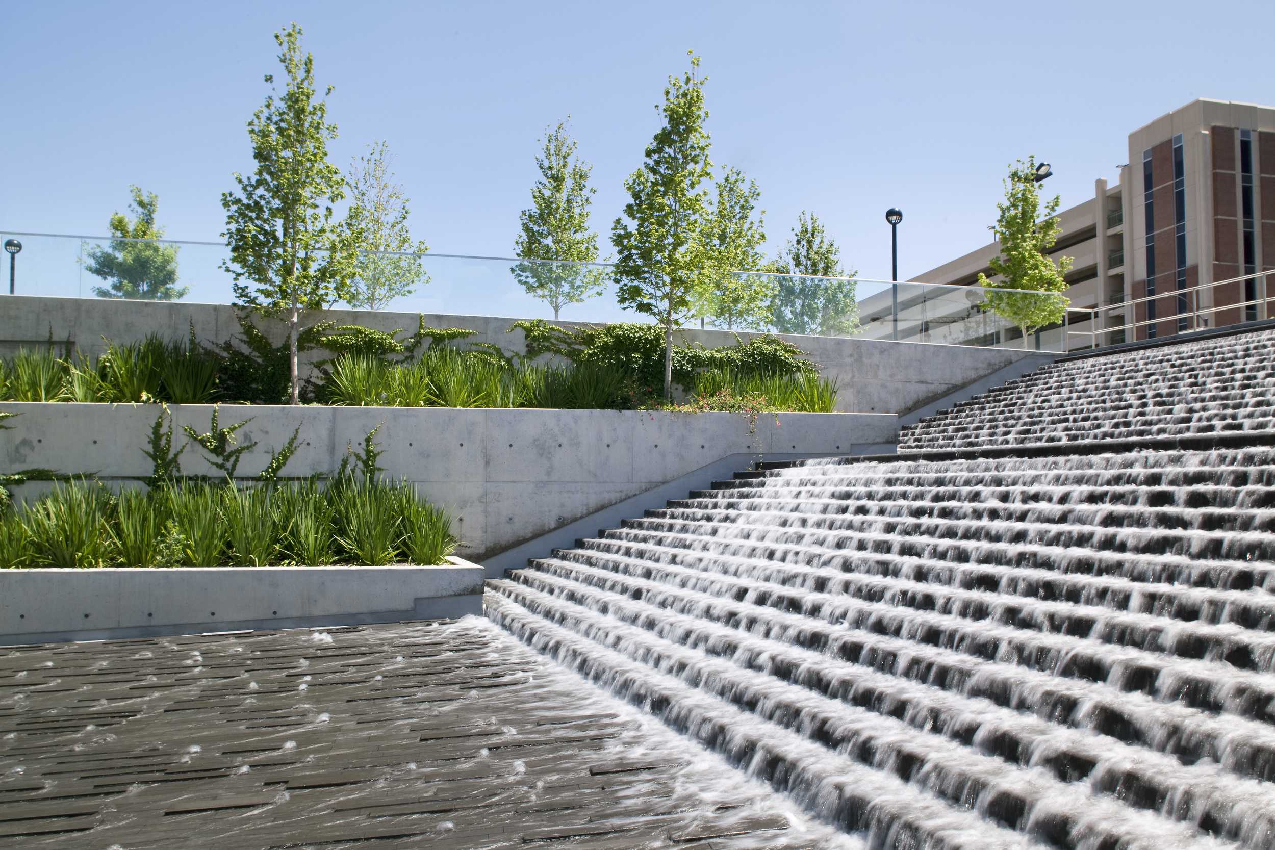 沃斯堡民政学院东校区景观设计丨美国丨德克萨斯州 ASLA-7